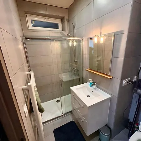 Bright For 4 People In Apartman